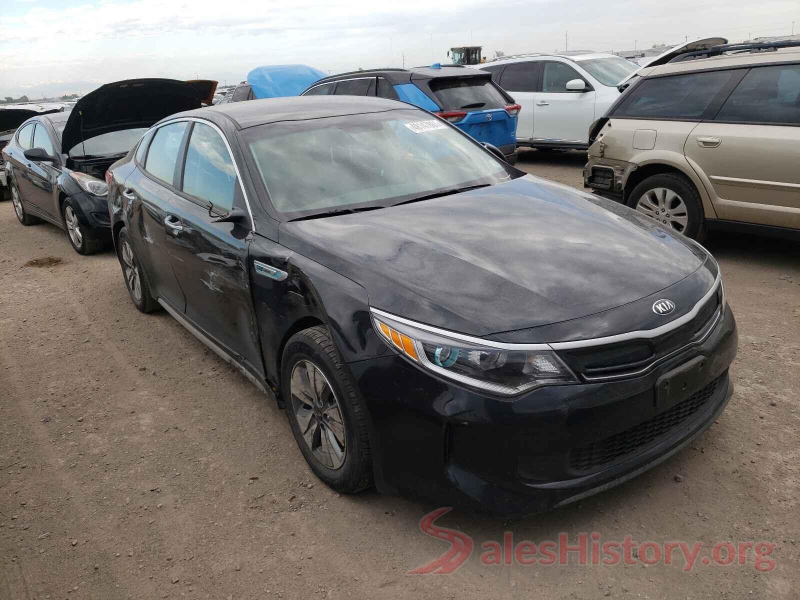 KNAGT4LCXH5005401 2017 KIA OPTIMA