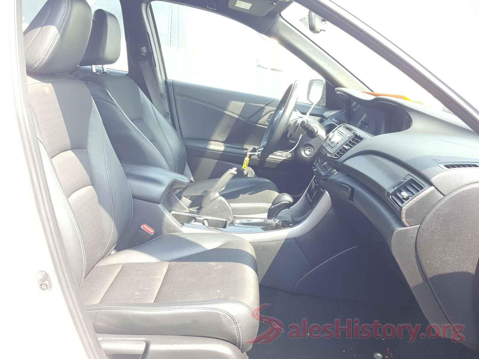 1HGCR2F5XHA107386 2017 HONDA ACCORD