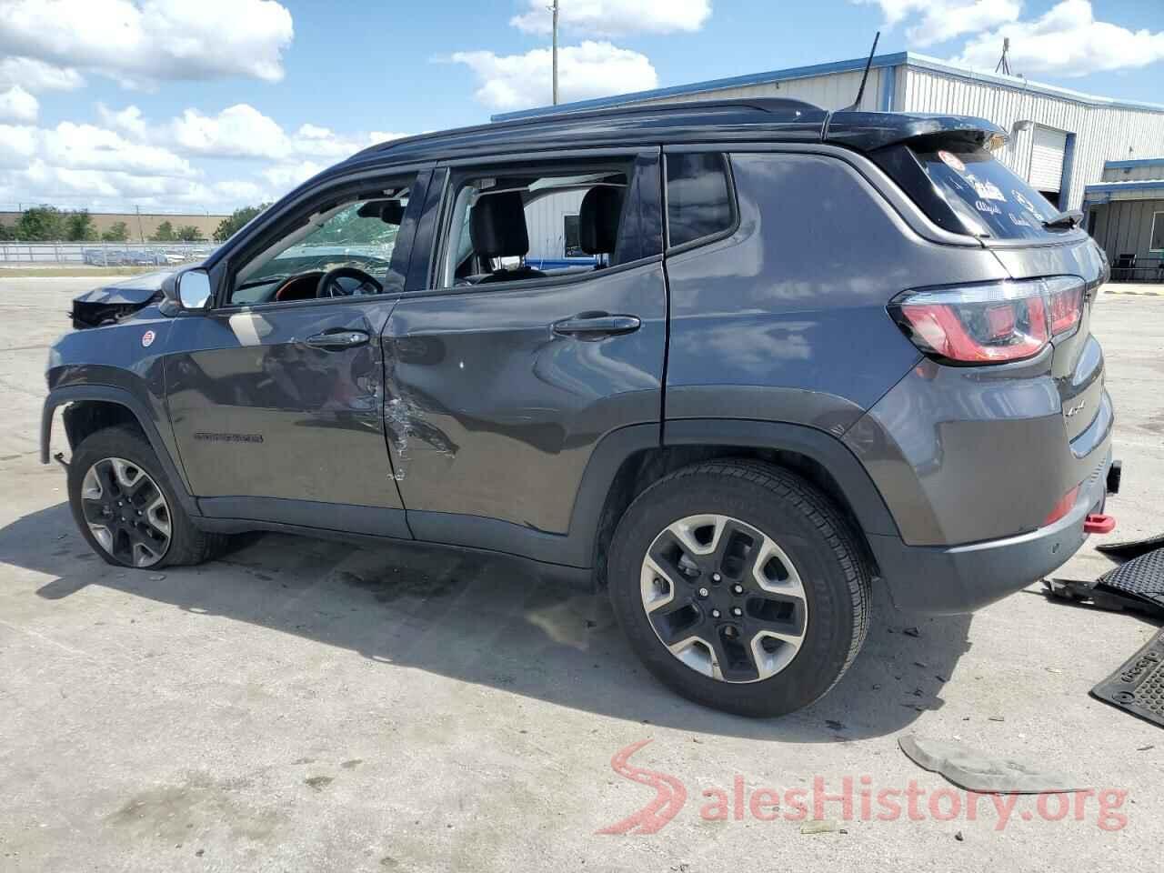 3C4NJDDB9JT282780 2018 JEEP COMPASS