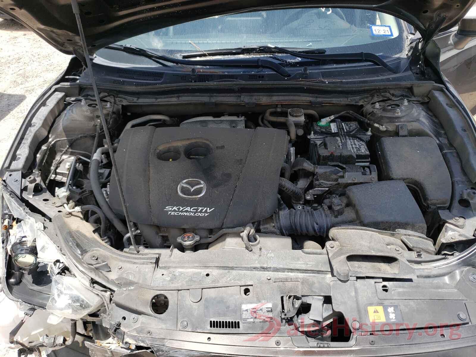 JM1BN1V71H1105657 2017 MAZDA 3