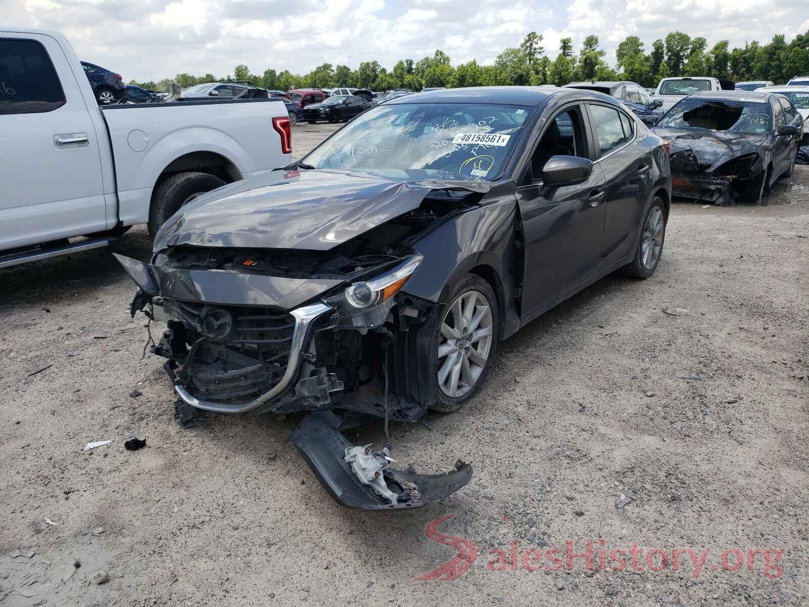 JM1BN1V71H1105657 2017 MAZDA 3