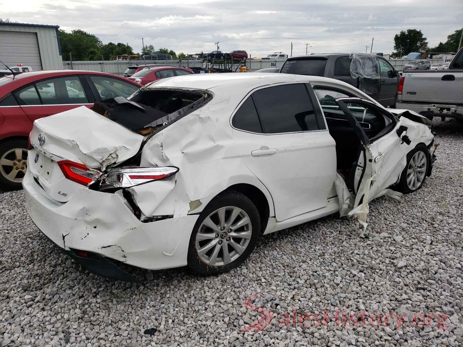 JTNB11HK9J3027761 2018 TOYOTA CAMRY