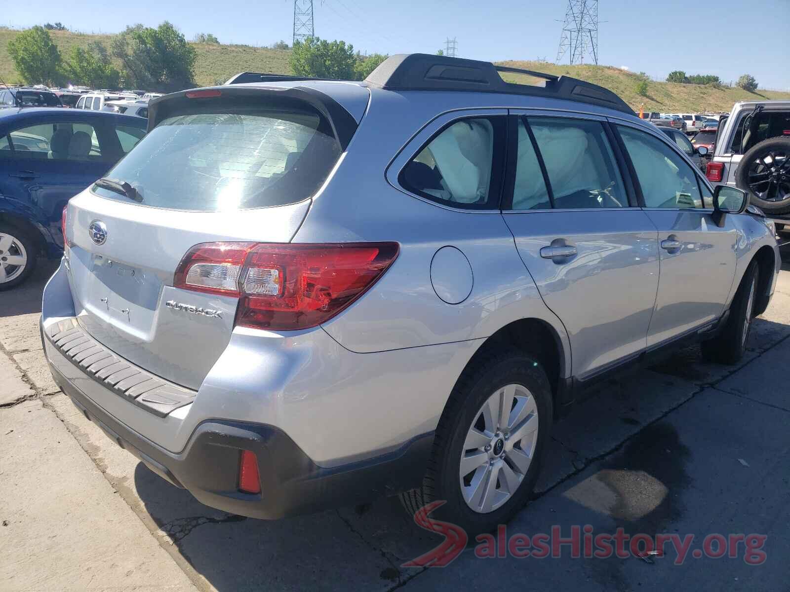 4S4BSAAC1J3303074 2018 SUBARU OUTBACK