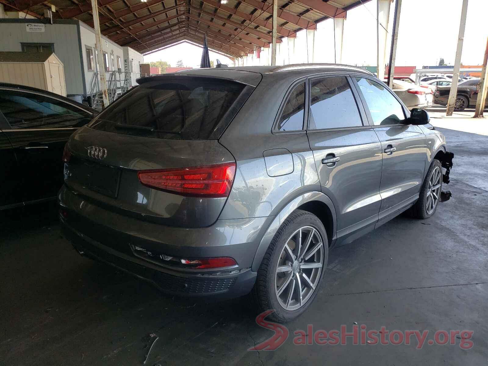 WA1BCCFSXJR020693 2018 AUDI Q3