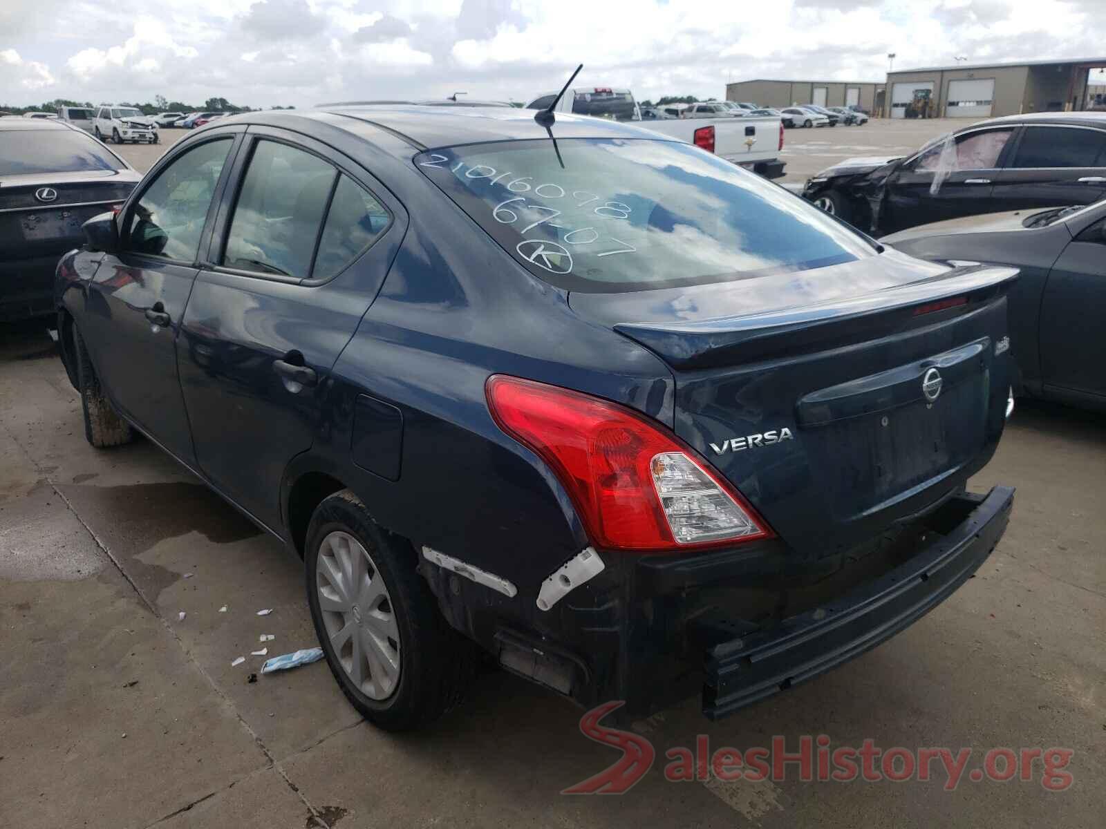 3N1CN7AP2HL825977 2017 NISSAN VERSA