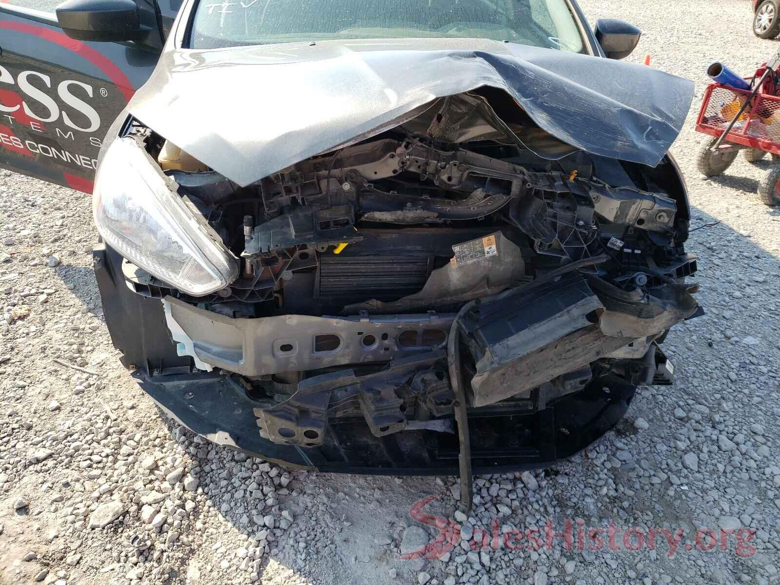 1FADP3K27JL303392 2018 FORD FOCUS