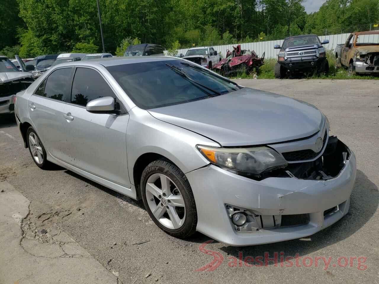 4T1BF1FK4EU826609 2014 TOYOTA CAMRY