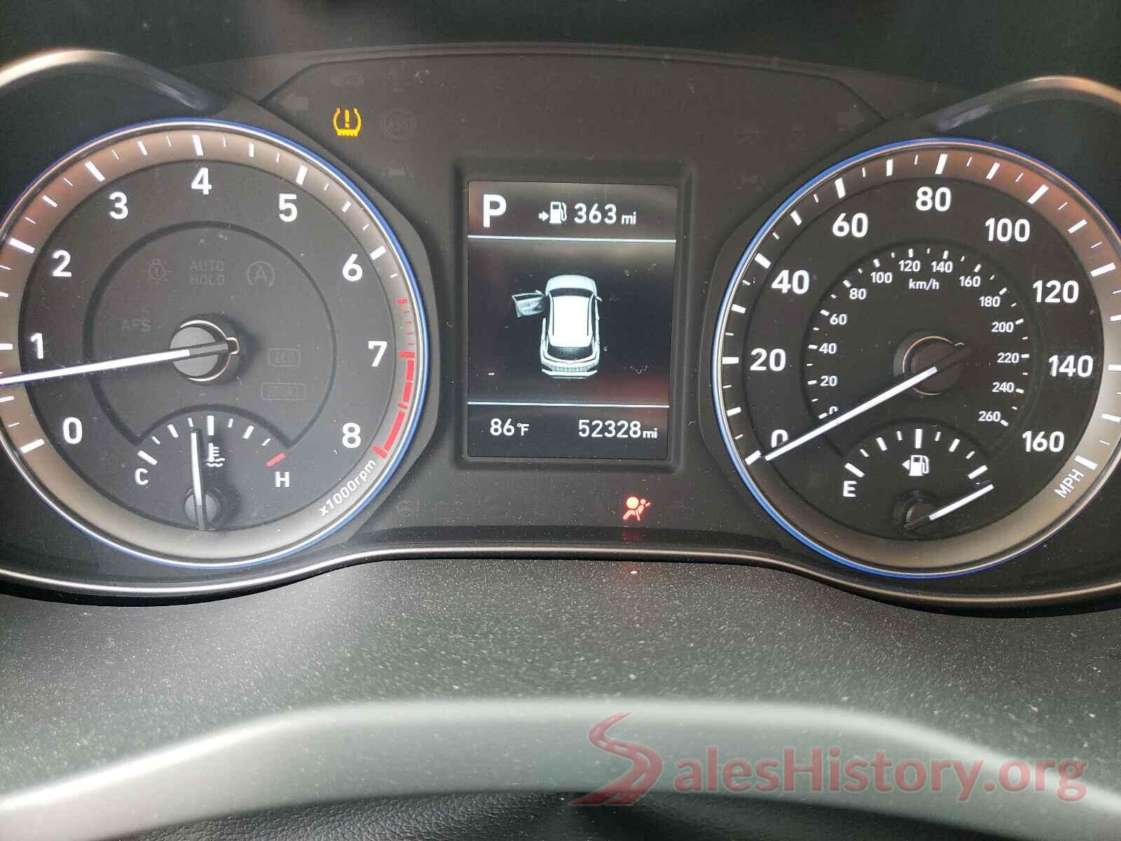 KM8K22AAXJU080774 2018 HYUNDAI KONA