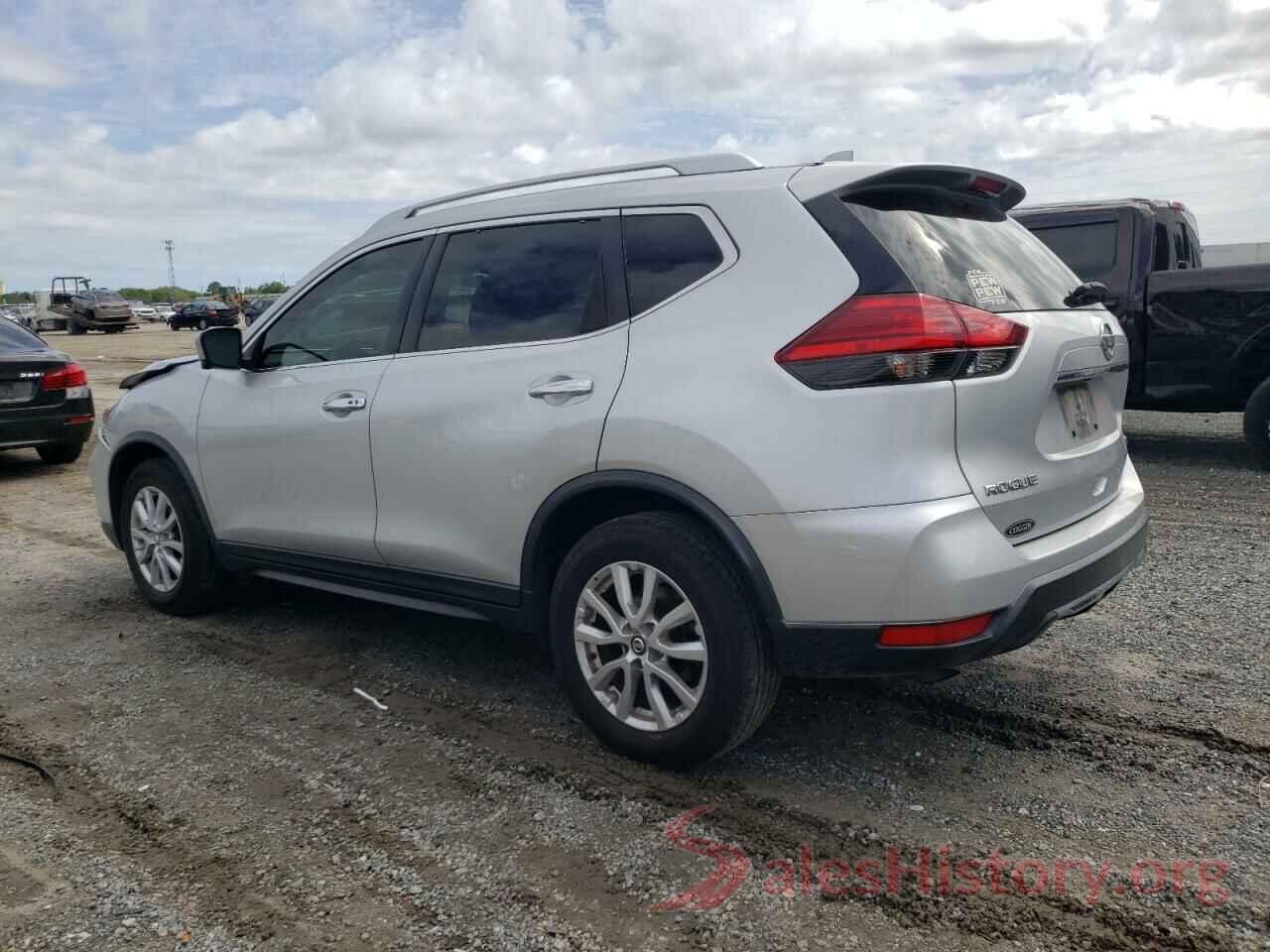 KNMAT2MT5HP584801 2017 NISSAN ROGUE