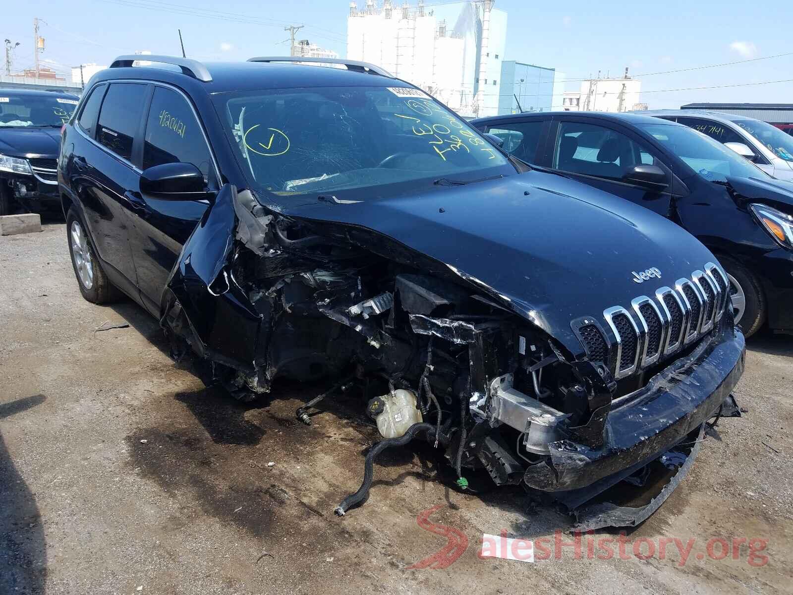 1C4PJMCB1HW633437 2017 JEEP CHEROKEE