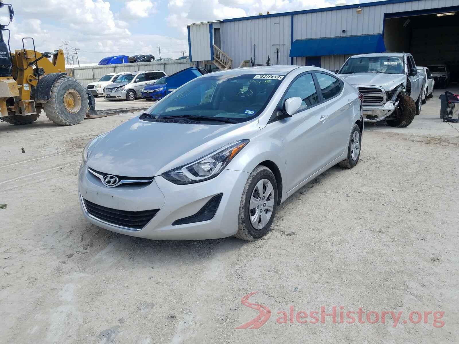 5NPDH4AE7GH793032 2016 HYUNDAI ELANTRA