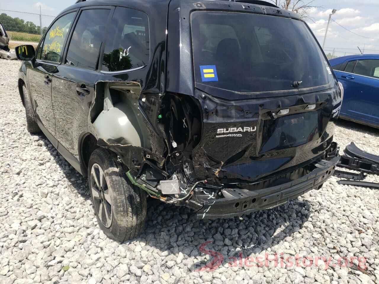 JF2SJAJC3HH529607 2017 SUBARU FORESTER