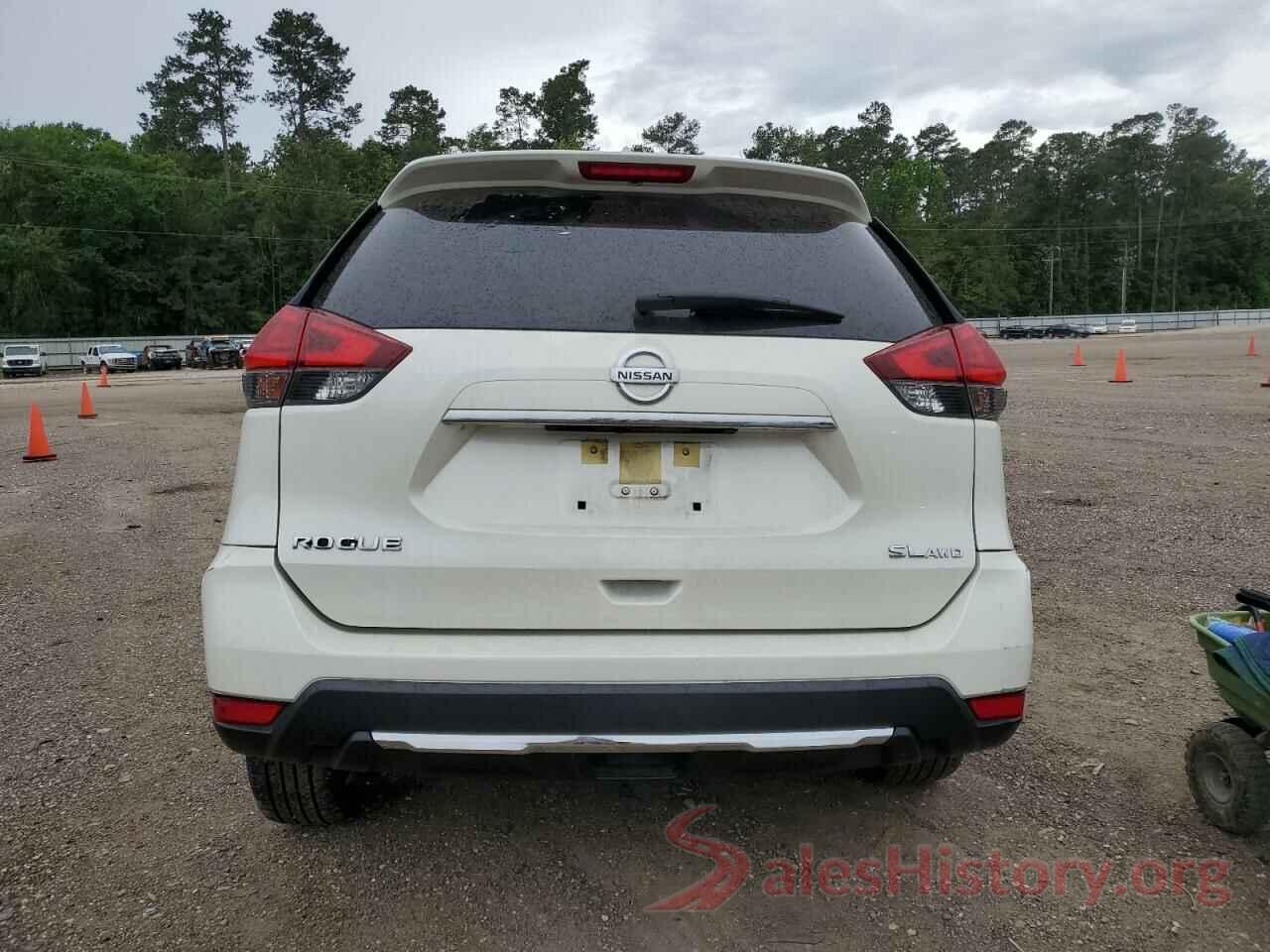 JN8AT2MV3HW024027 2017 NISSAN ROGUE