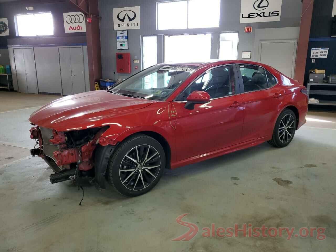 4T1G11AK2MU445321 2021 TOYOTA CAMRY