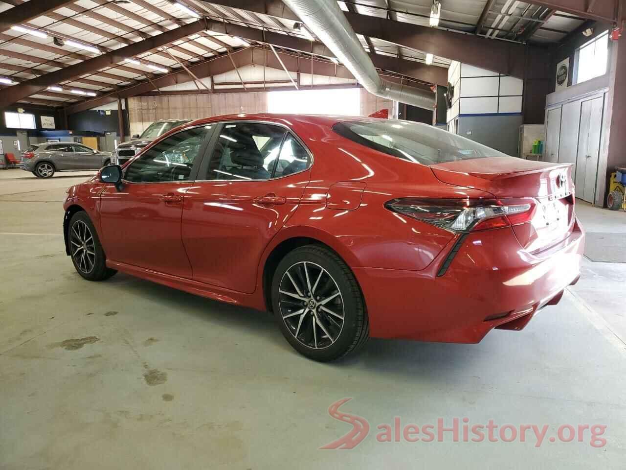 4T1G11AK2MU445321 2021 TOYOTA CAMRY