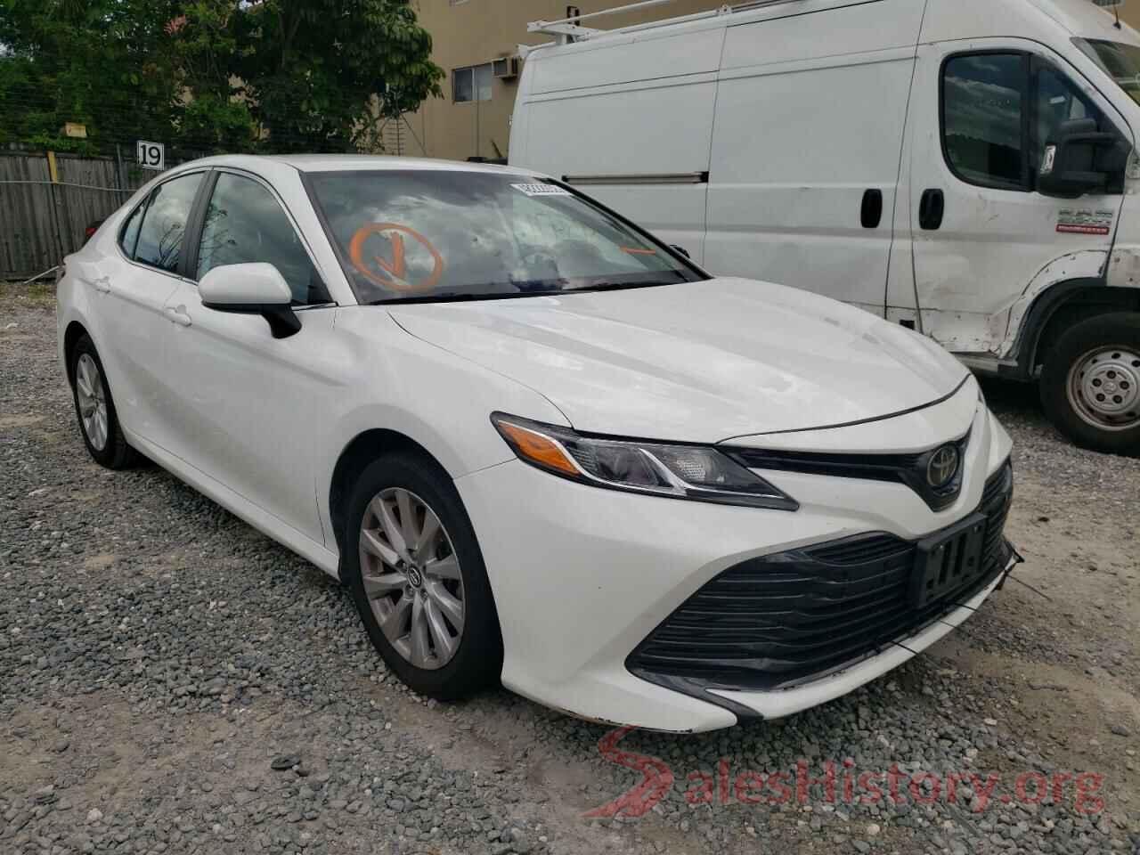 4T1B11HKXKU241699 2019 TOYOTA CAMRY