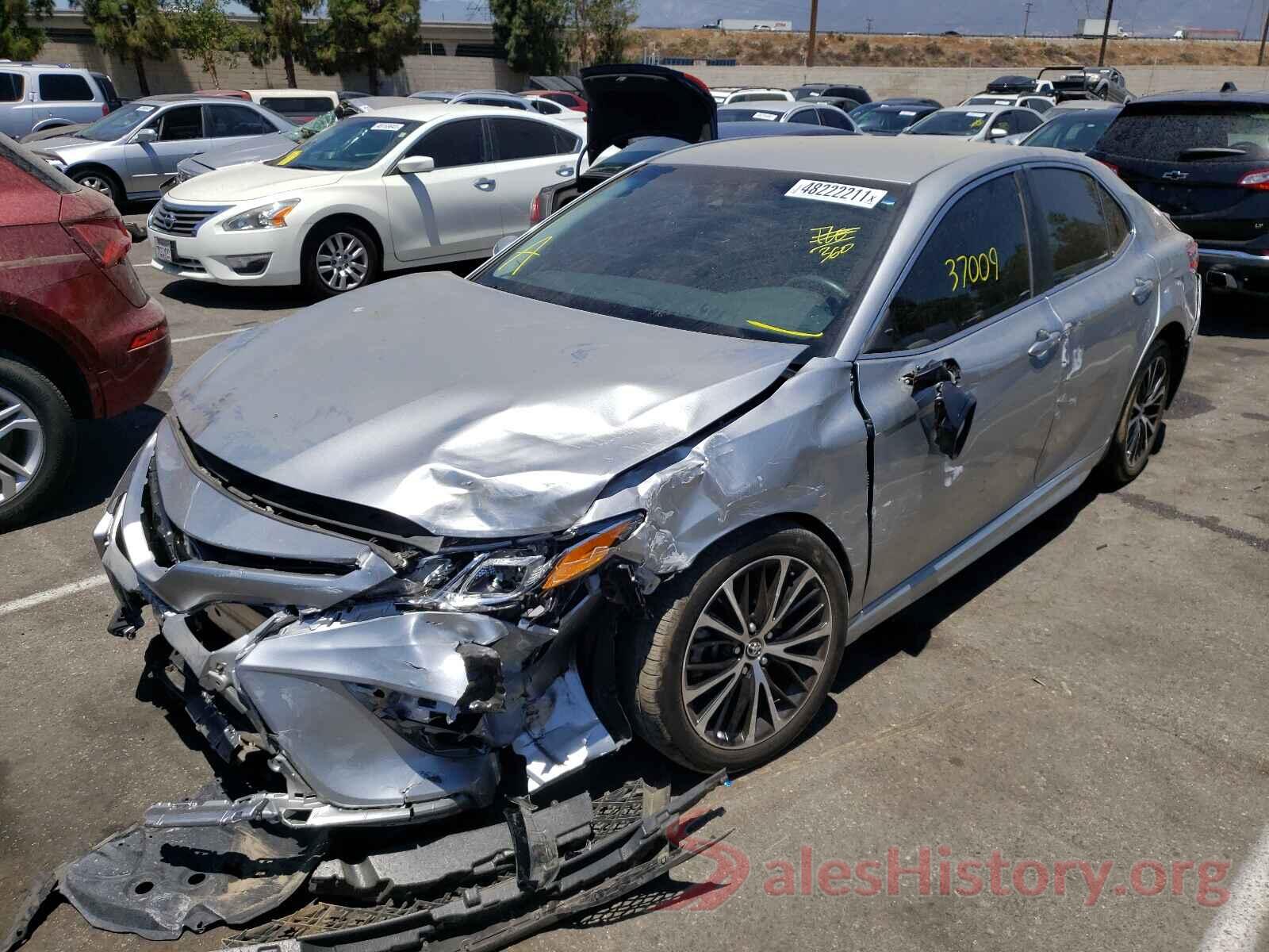 4T1B11HK3JU575183 2018 TOYOTA CAMRY