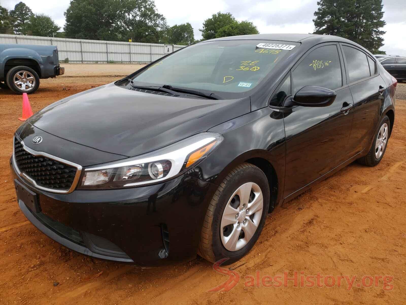 3KPFL4A72HE084698 2017 KIA FORTE