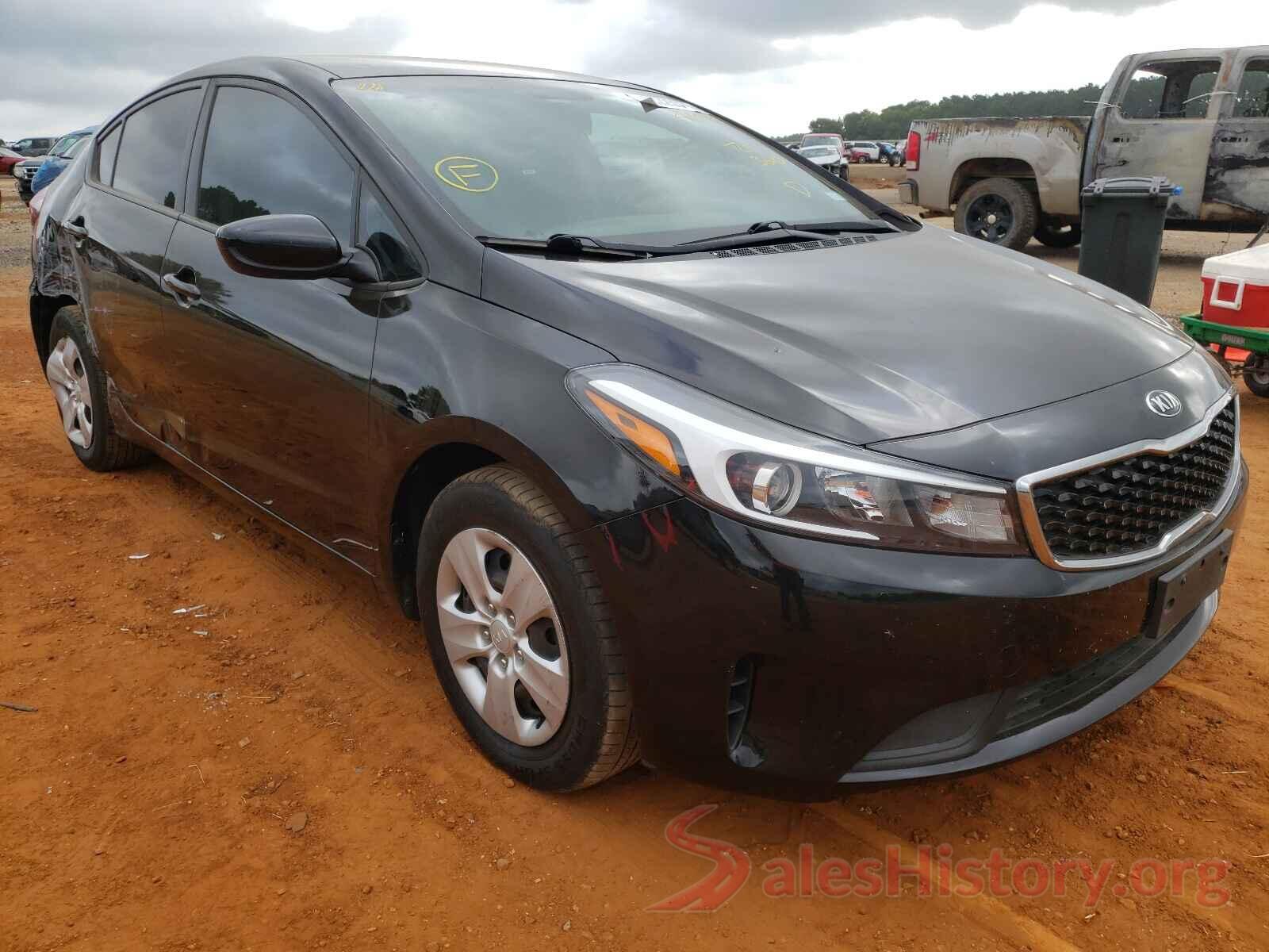 3KPFL4A72HE084698 2017 KIA FORTE