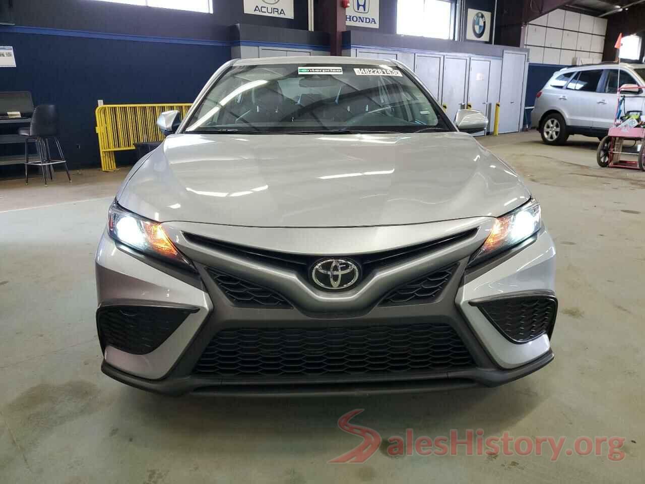 4T1G11AK1MU518050 2021 TOYOTA CAMRY