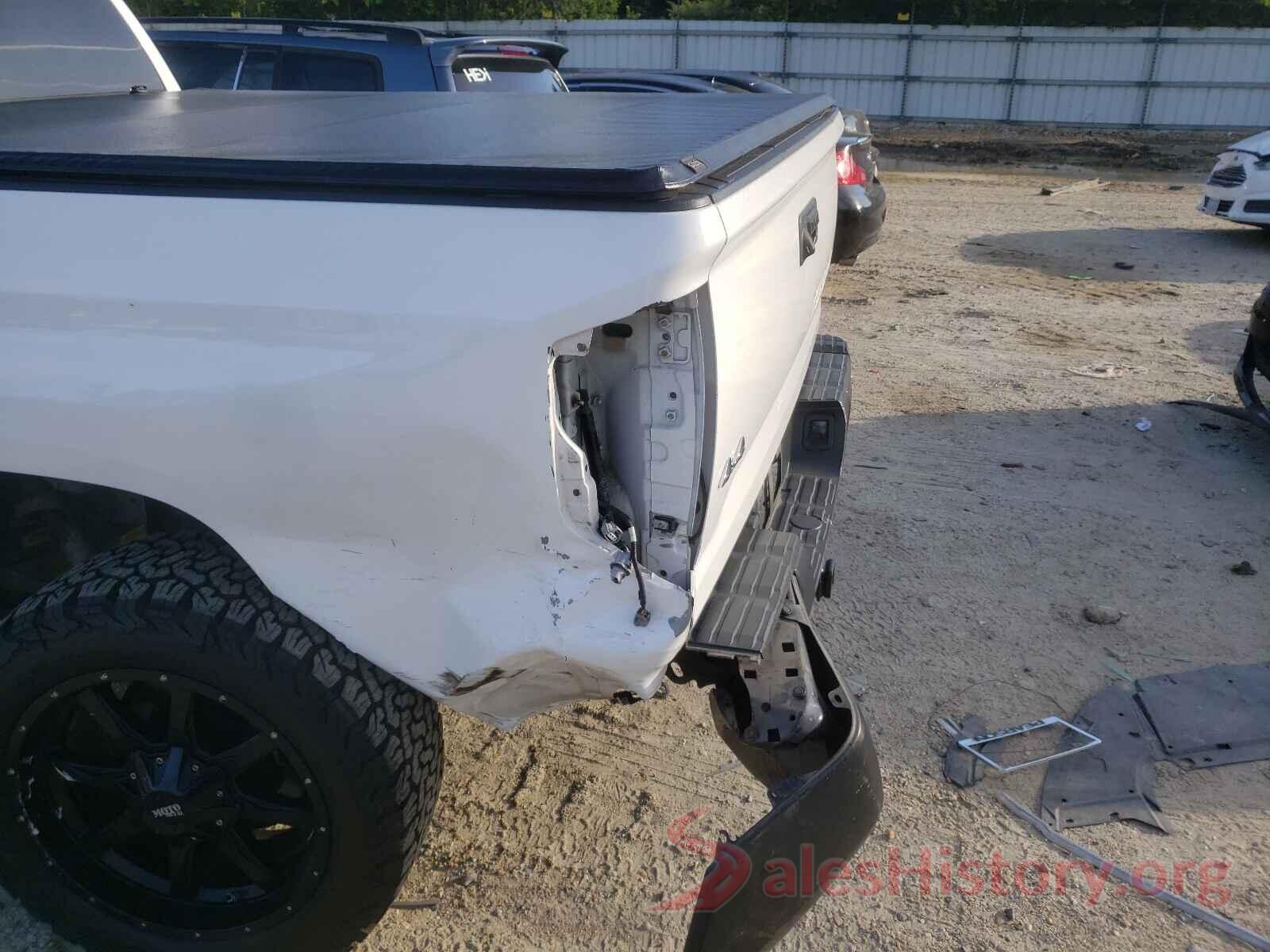 5TFUM5F16JX074809 2018 TOYOTA TUNDRA