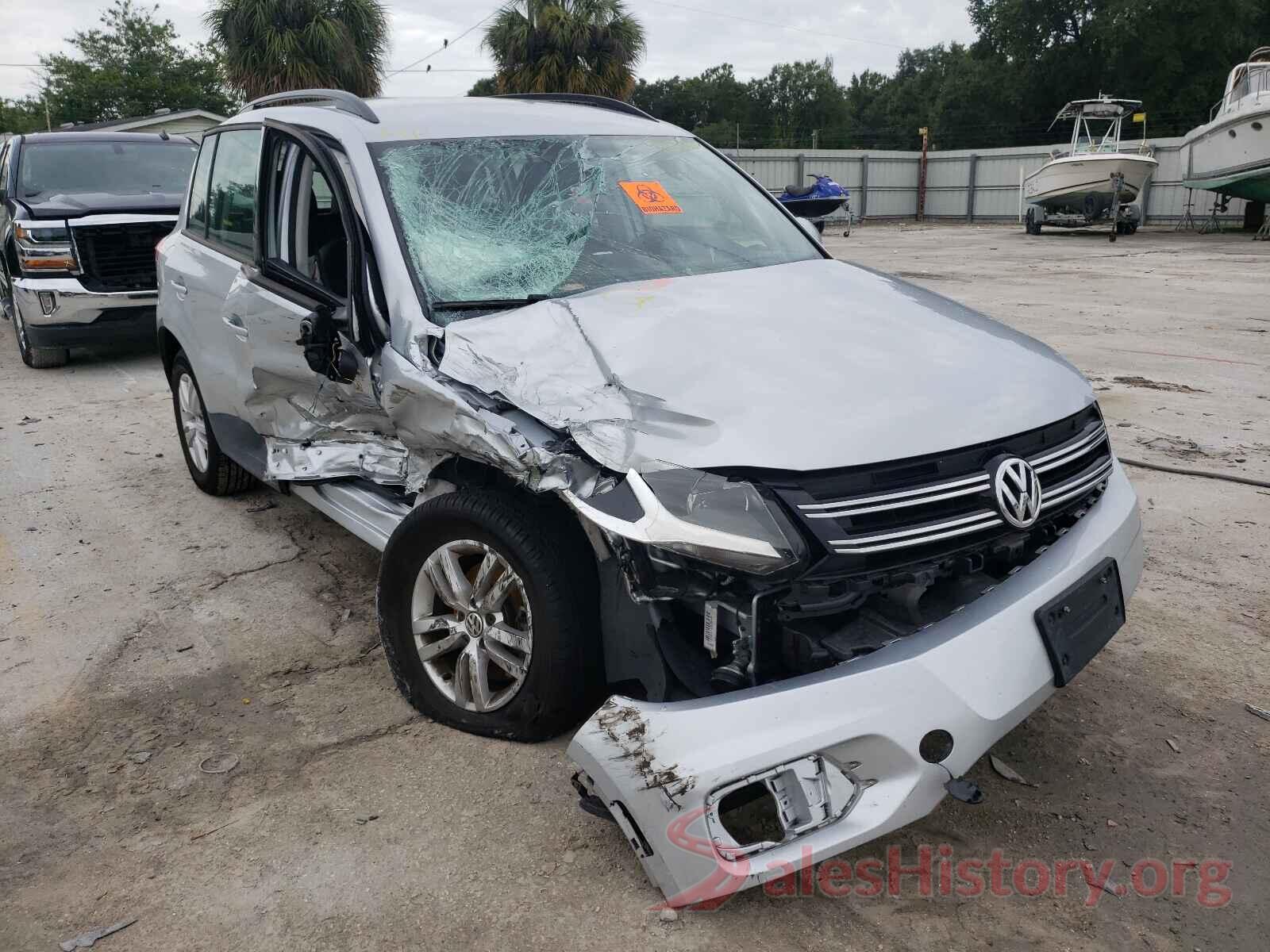 WVGAV7AX2HK010860 2017 VOLKSWAGEN TIGUAN