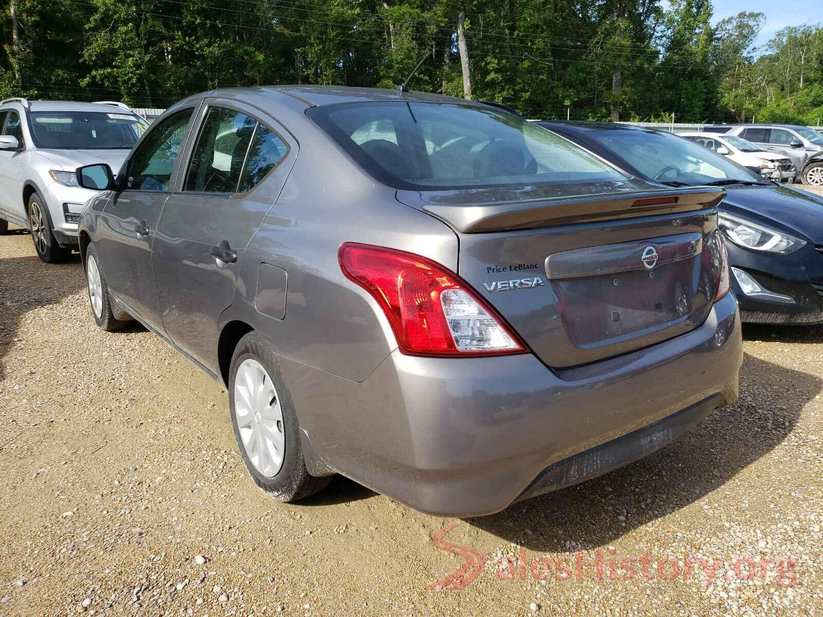 3N1CN7AP5HL818585 2017 NISSAN VERSA