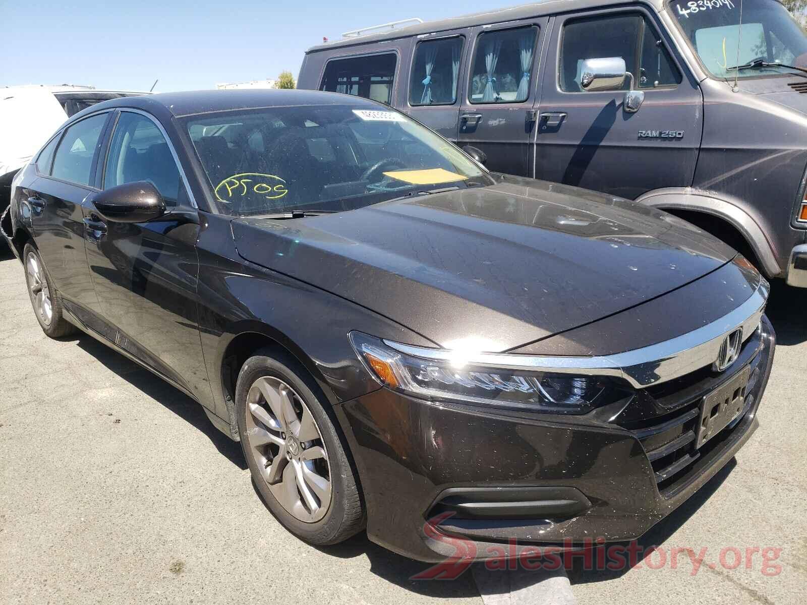 1HGCV1F12JA242001 2018 HONDA ACCORD