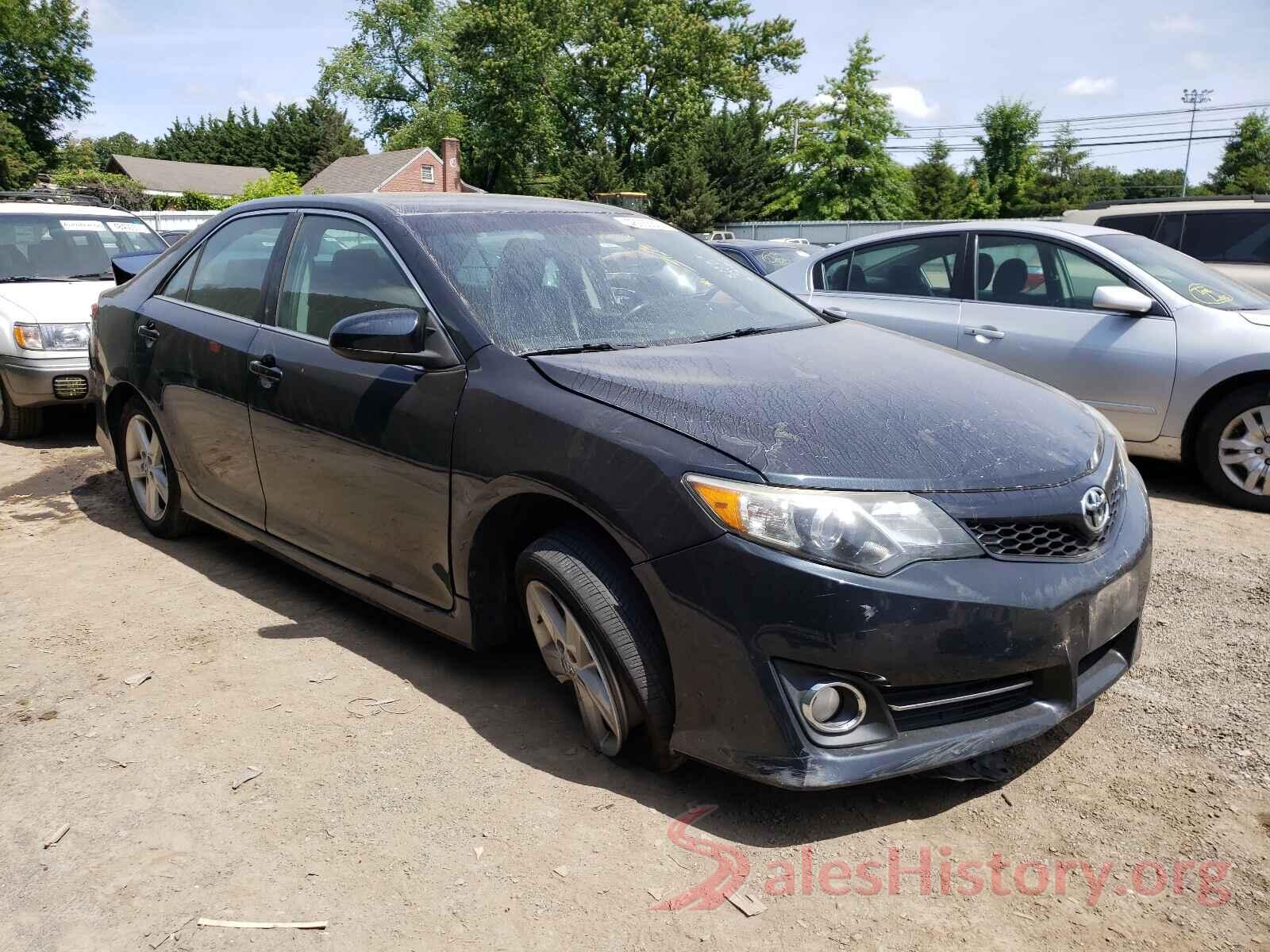 4T1BF1FK0EU302079 2014 TOYOTA CAMRY