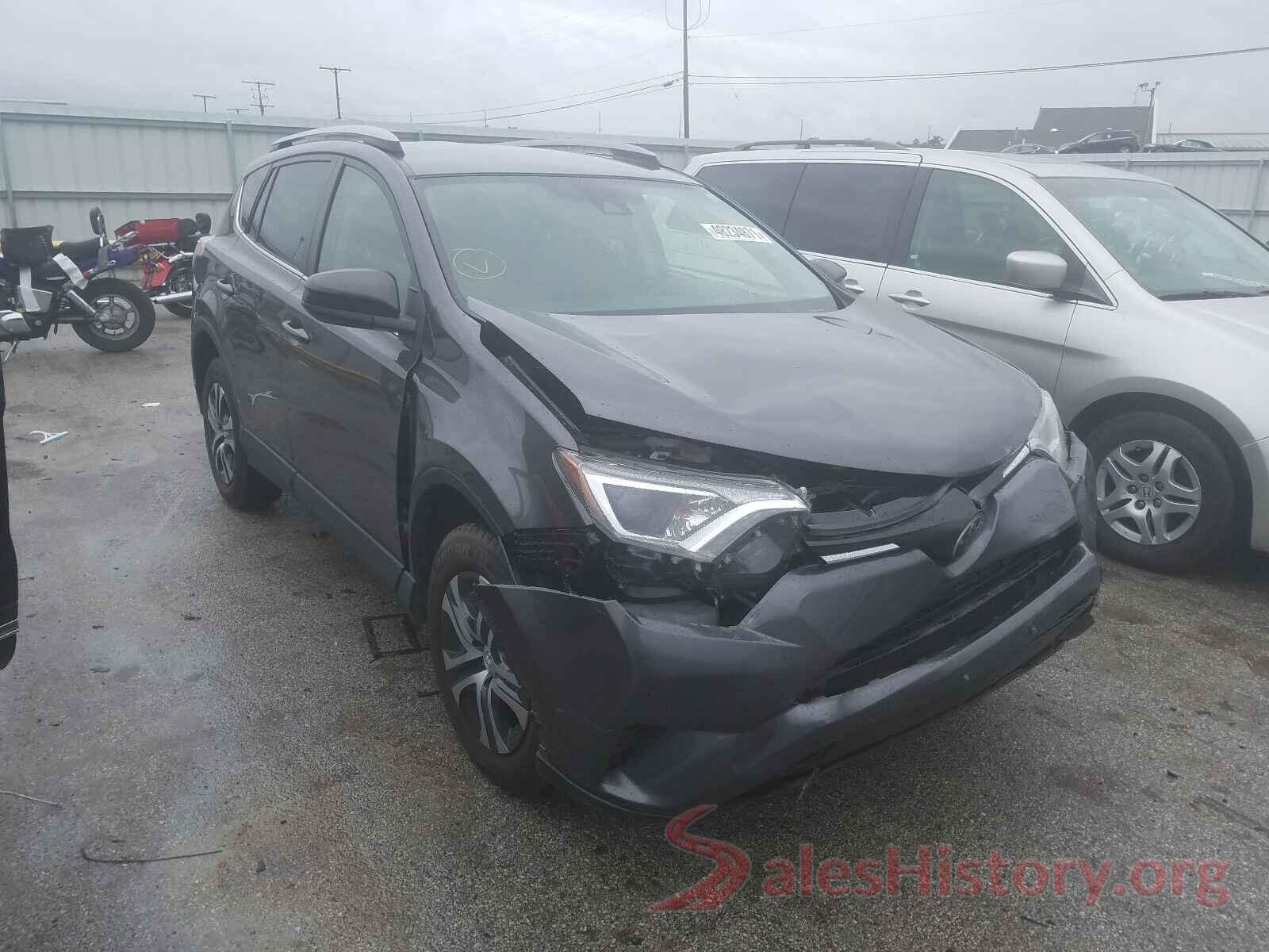 JTMBFREV3HJ104861 2017 TOYOTA RAV4