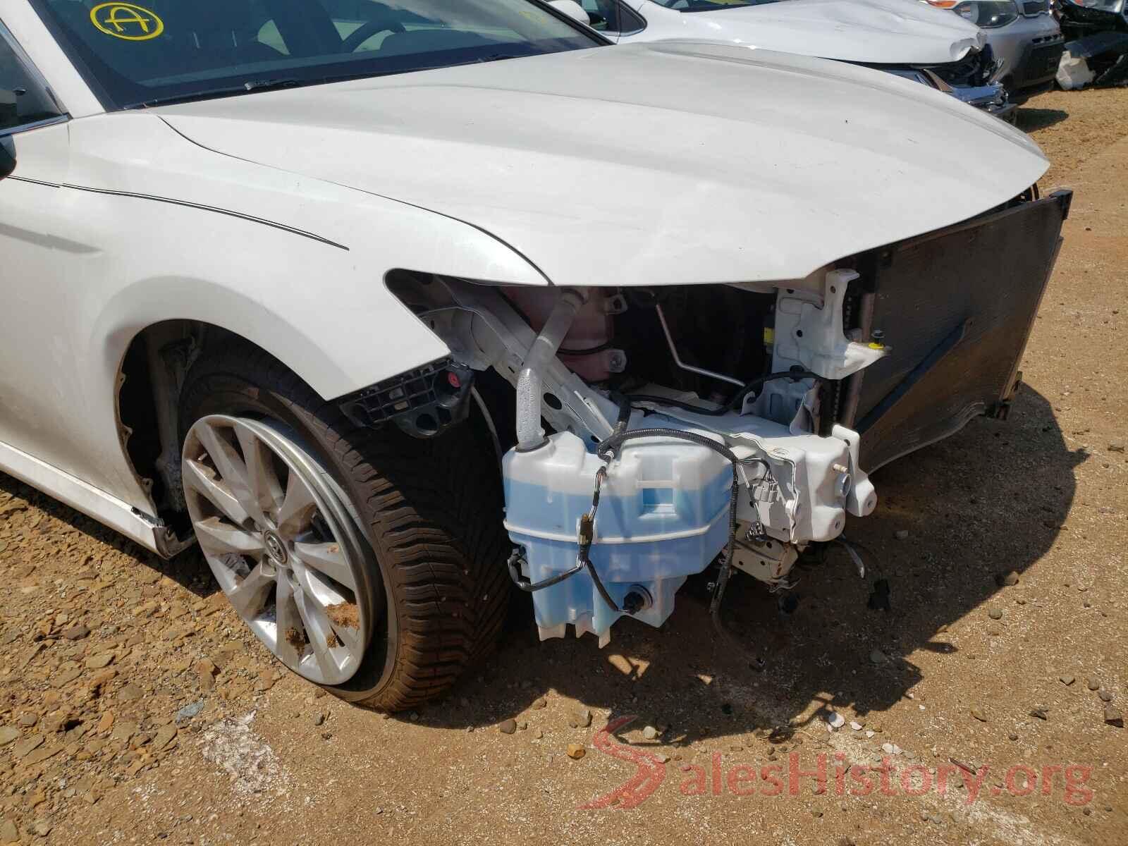 JTNB11HK0J3000643 2018 TOYOTA CAMRY