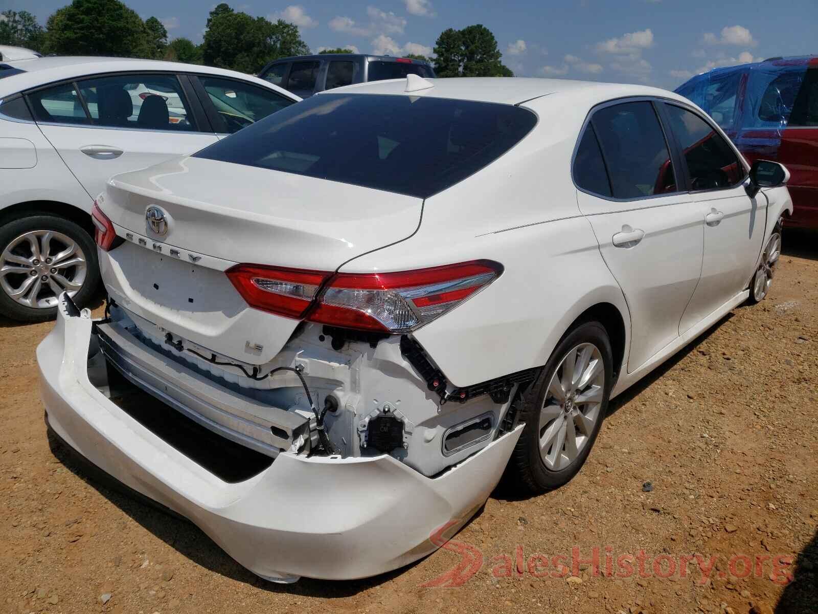 JTNB11HK0J3000643 2018 TOYOTA CAMRY