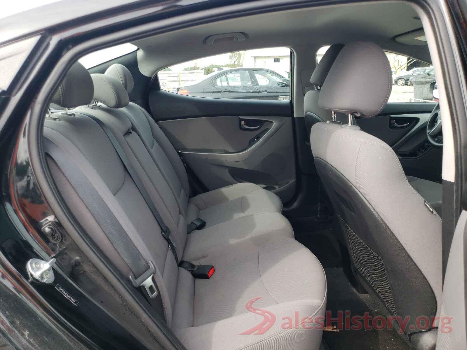 5NPDH4AE5GH655697 2016 HYUNDAI ELANTRA