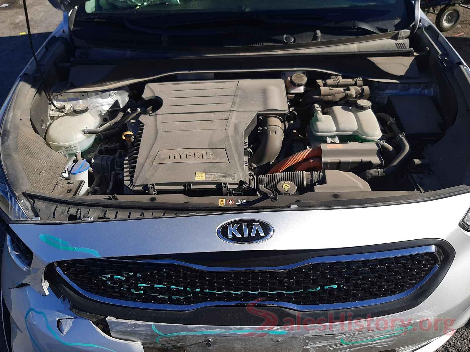 KNDCC3LC9J5126681 2018 KIA NIRO