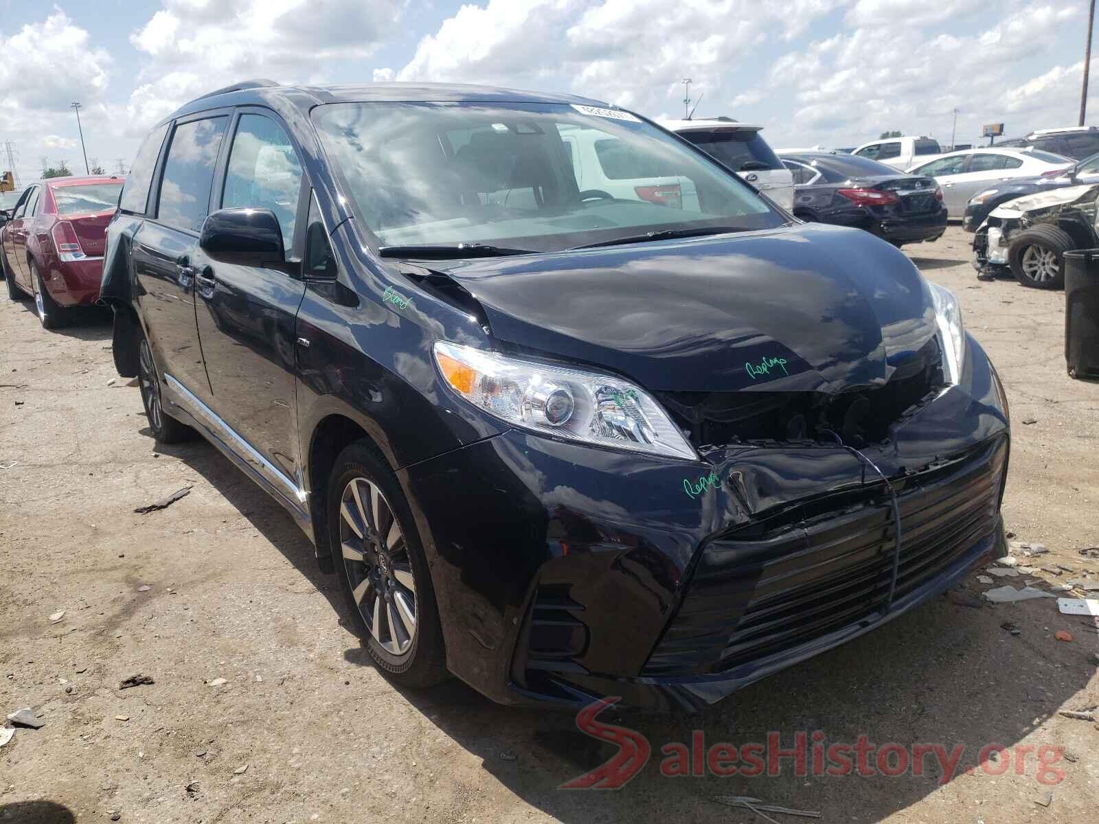 5TDJZ3DC9JS192386 2018 TOYOTA SIENNA