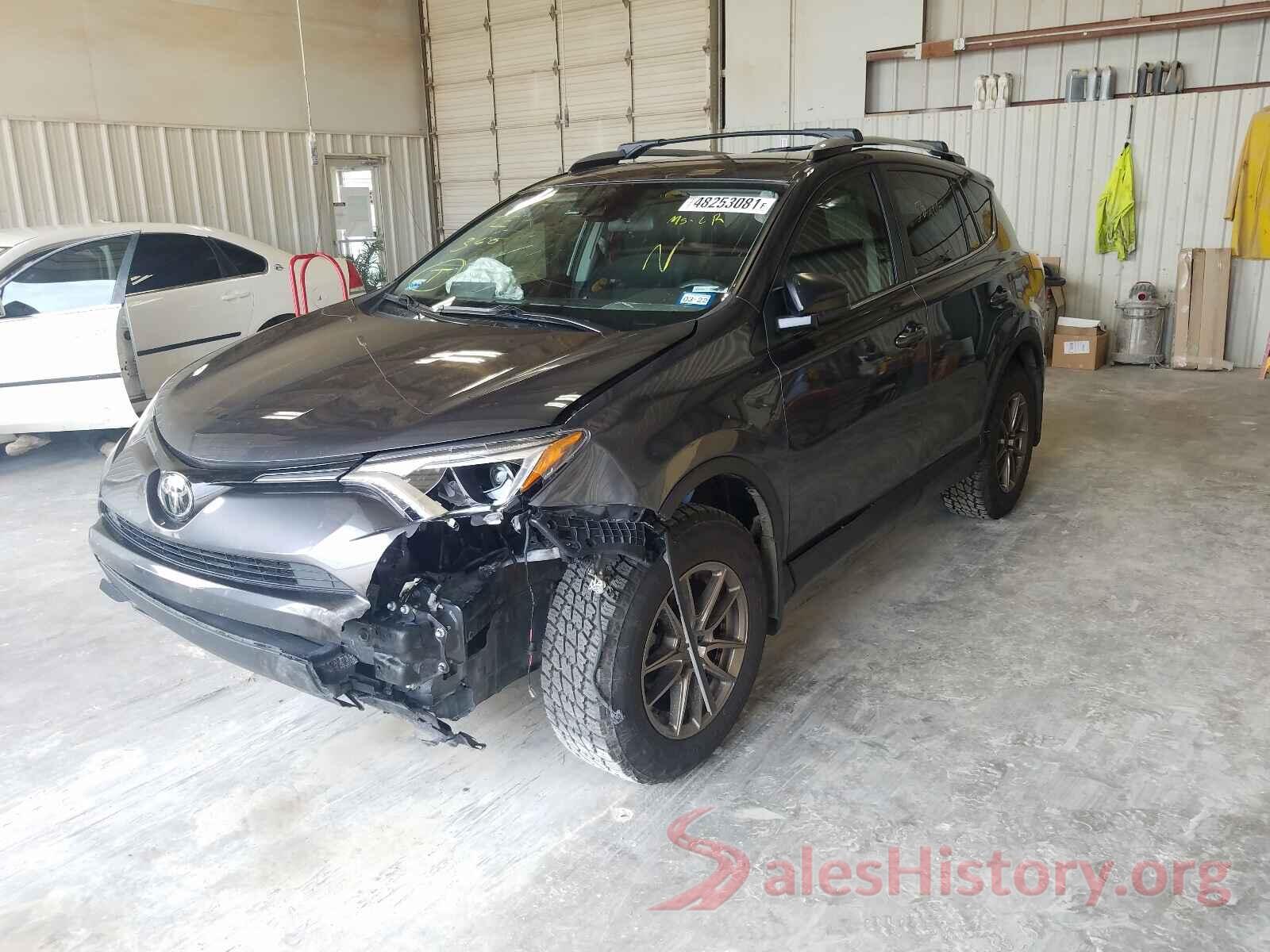 JTMZFREV4JJ196048 2018 TOYOTA RAV4