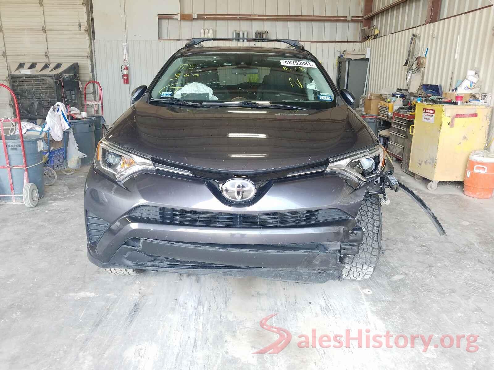 JTMZFREV4JJ196048 2018 TOYOTA RAV4