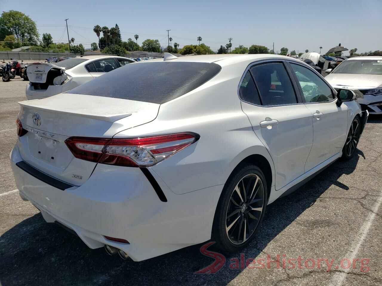 4T1B61HK6KU743059 2019 TOYOTA CAMRY