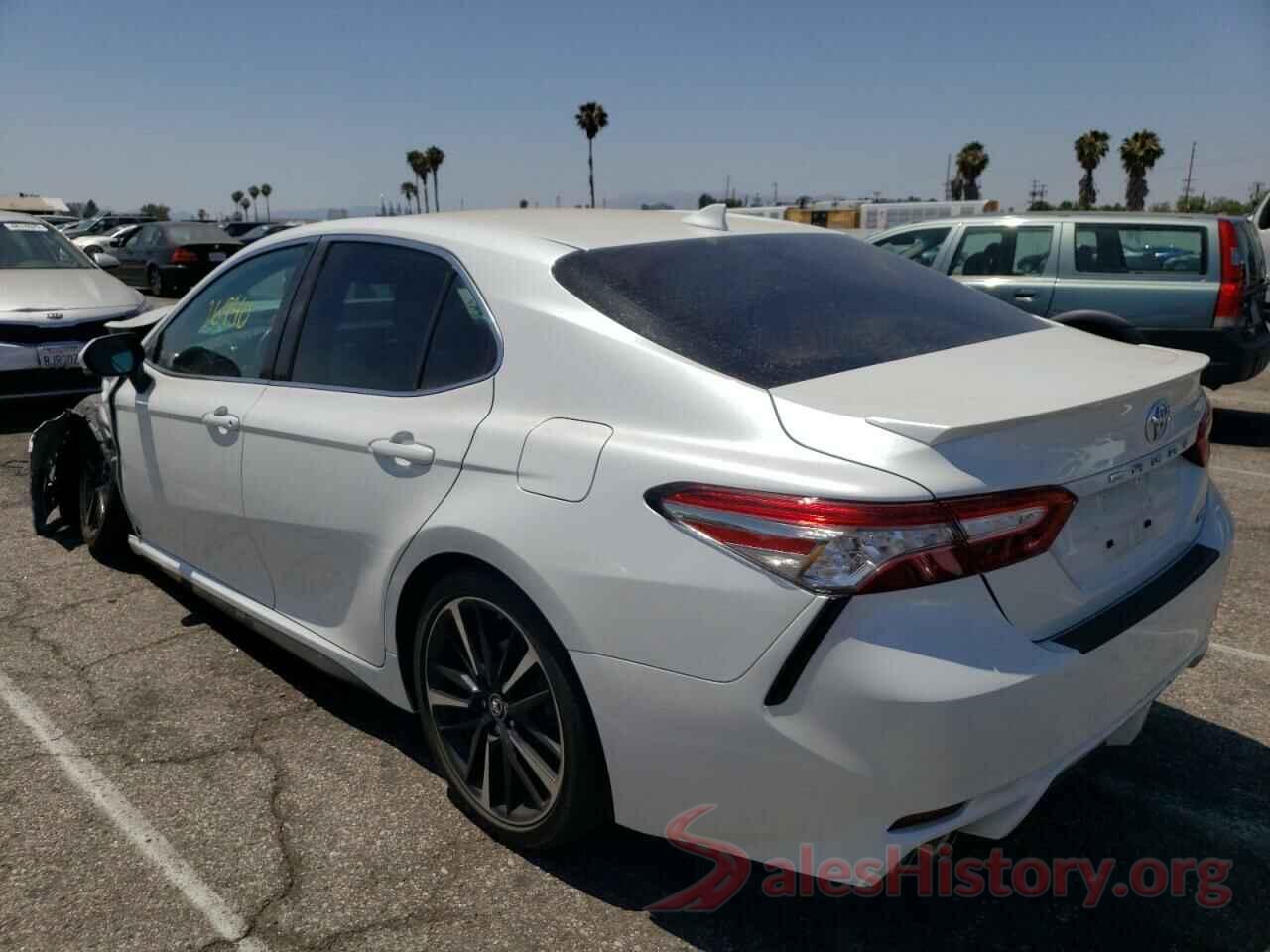 4T1B61HK6KU743059 2019 TOYOTA CAMRY