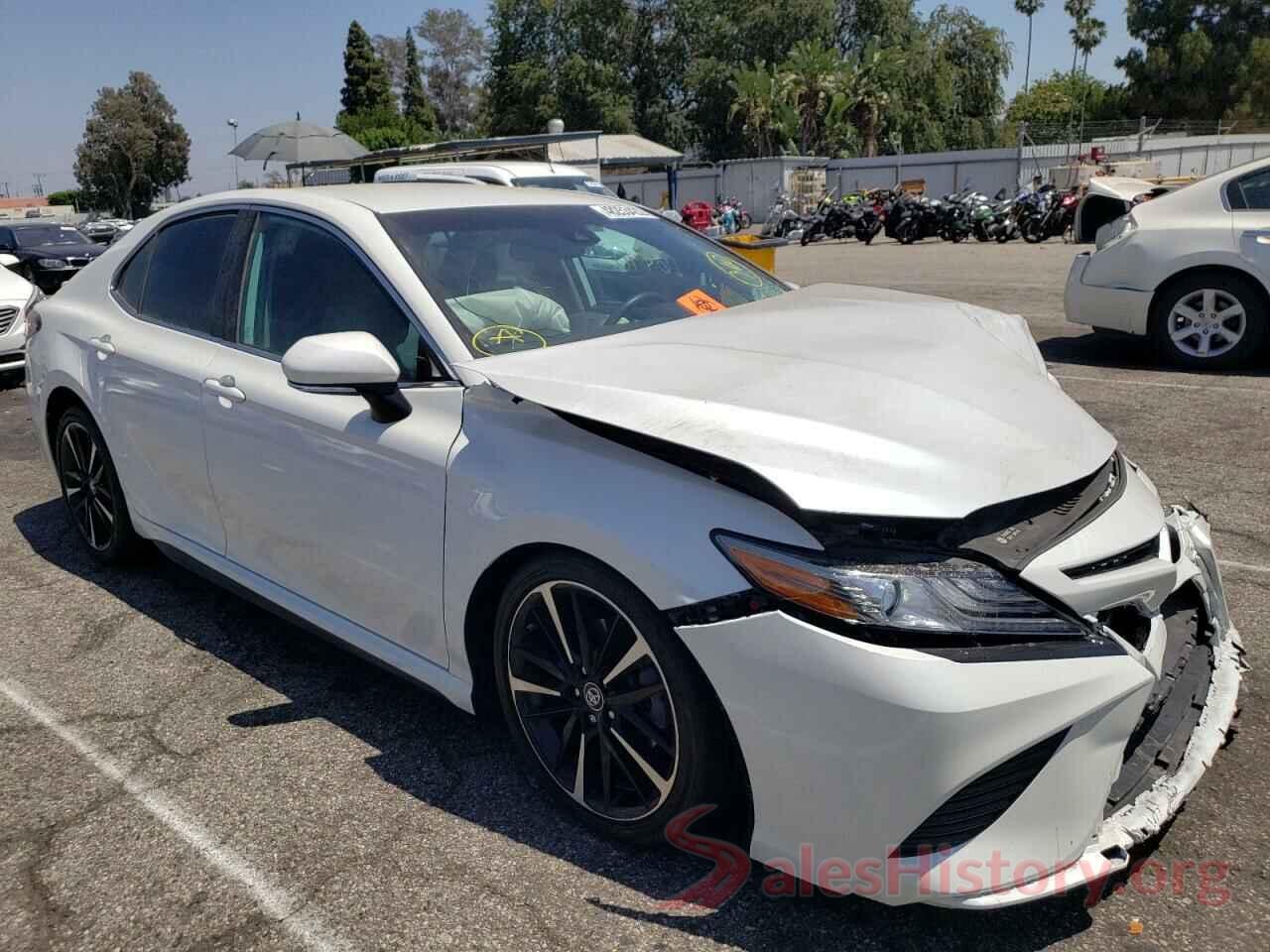 4T1B61HK6KU743059 2019 TOYOTA CAMRY