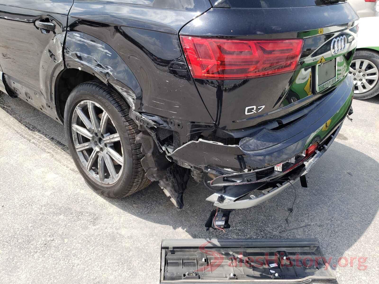 WA1LHAF75JD032477 2018 AUDI Q7