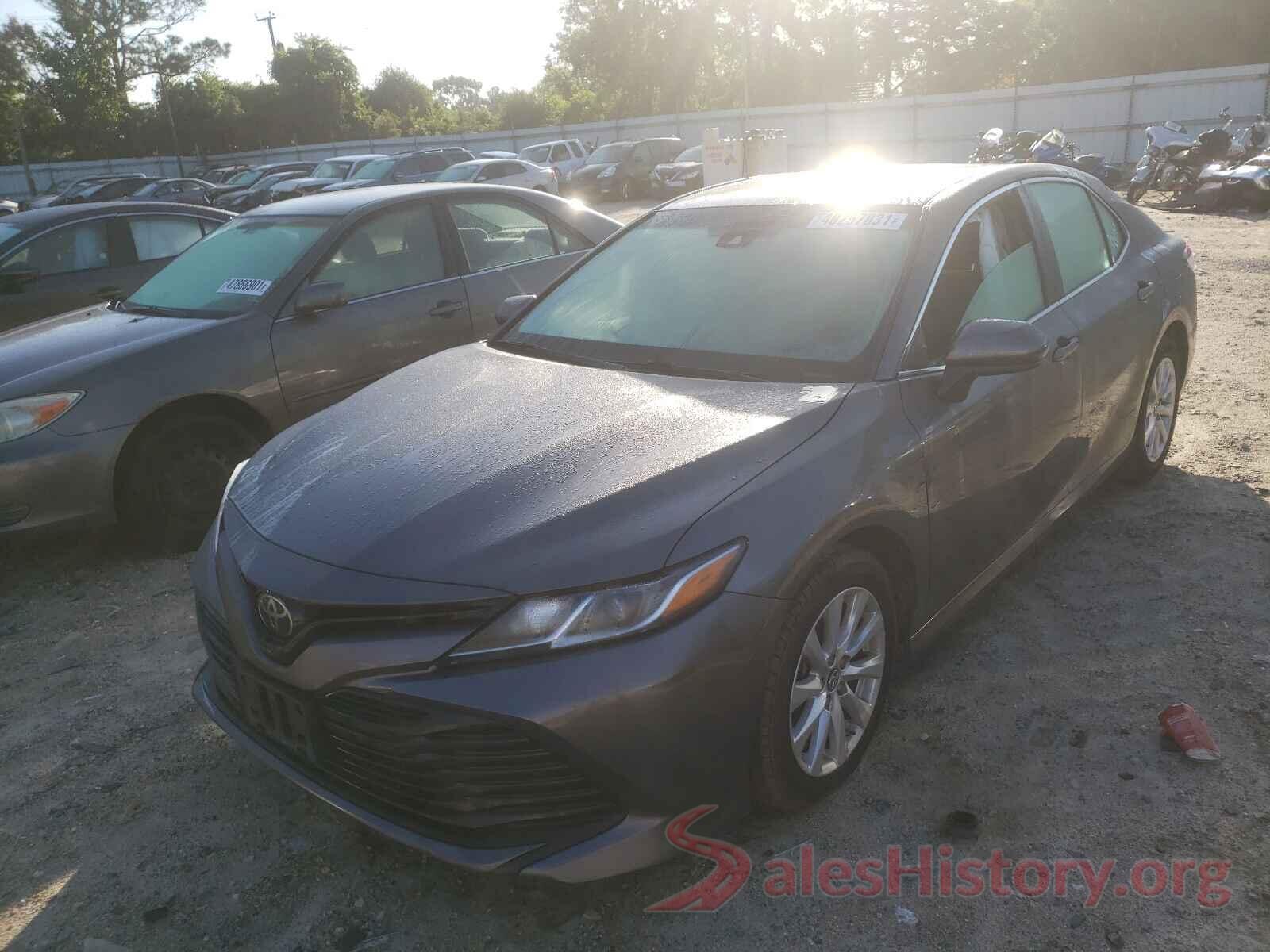 4T1B11HK9JU002983 2018 TOYOTA CAMRY