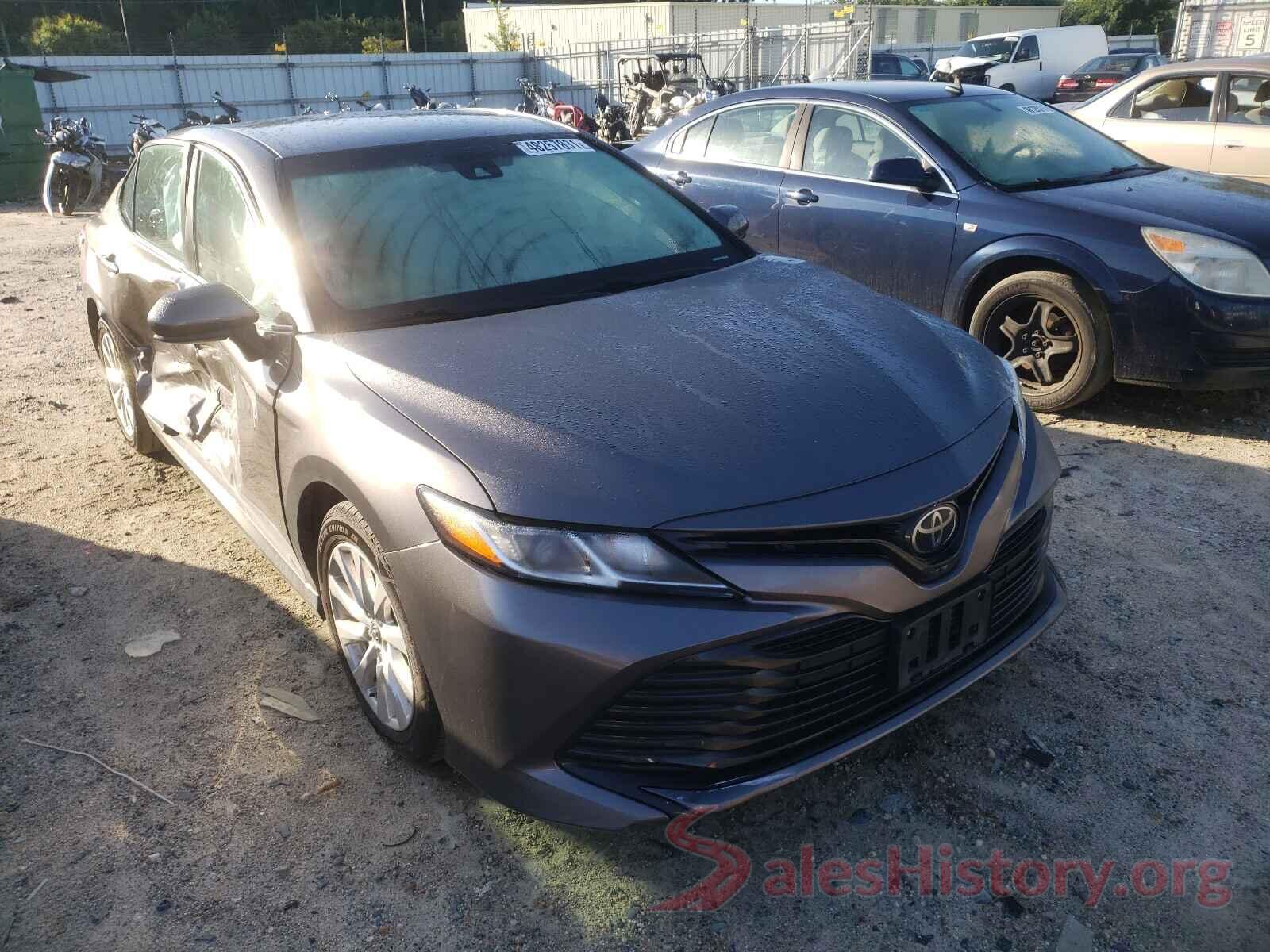 4T1B11HK9JU002983 2018 TOYOTA CAMRY