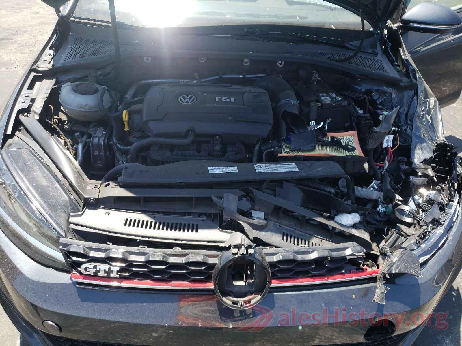 3VW447AU6JM294533 2018 VOLKSWAGEN GTI