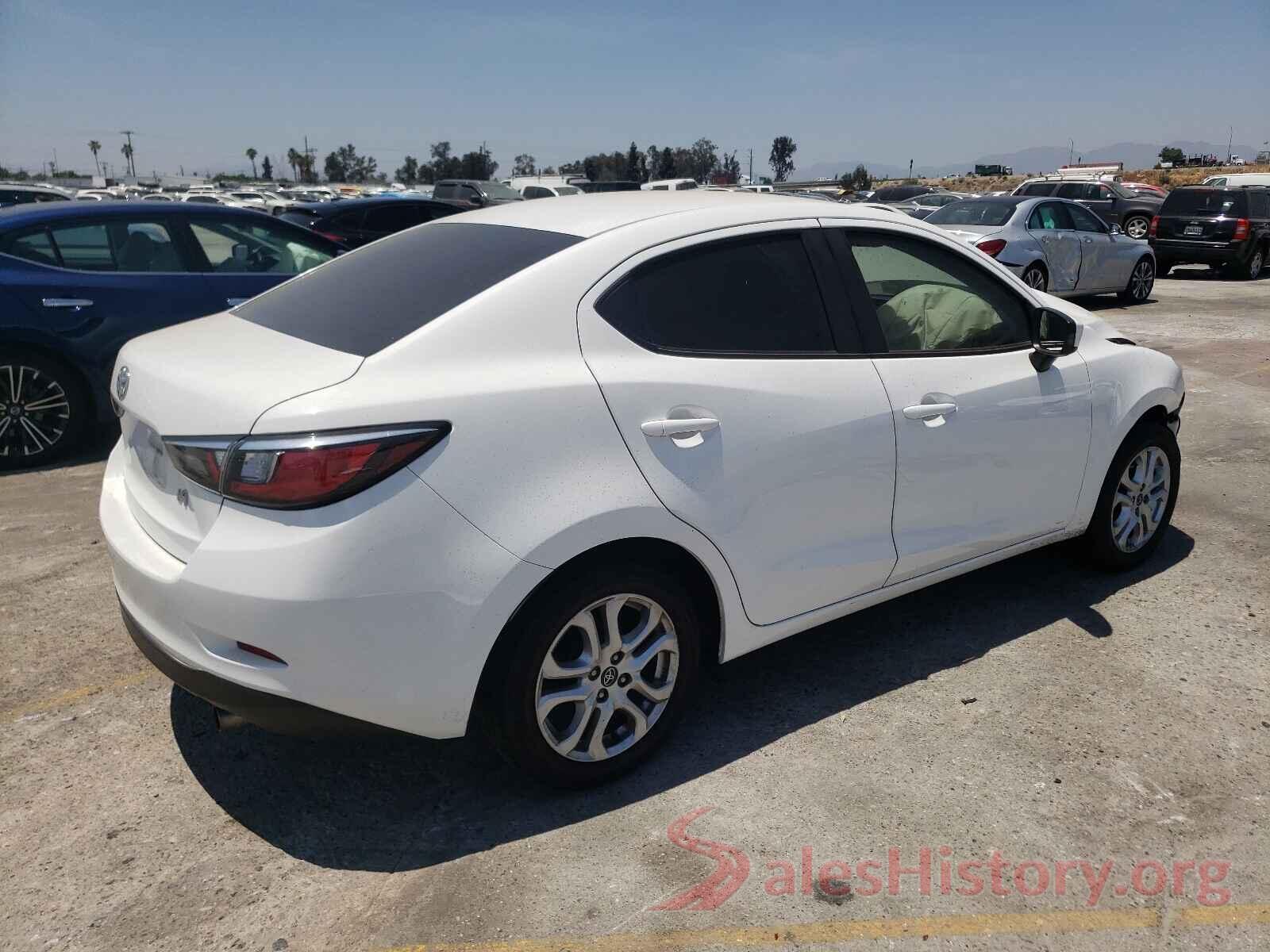 3MYDLBYV8JY314752 2018 TOYOTA YARIS