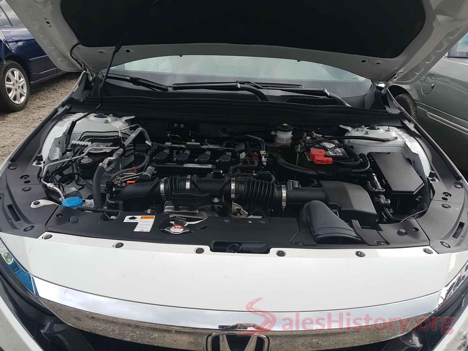 1HGCV1F14JA116240 2018 HONDA ACCORD