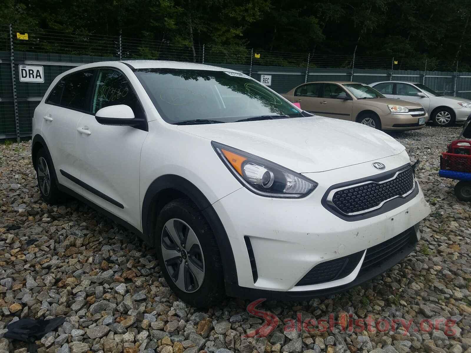 KNDCB3LC4K5221816 2019 KIA NIRO