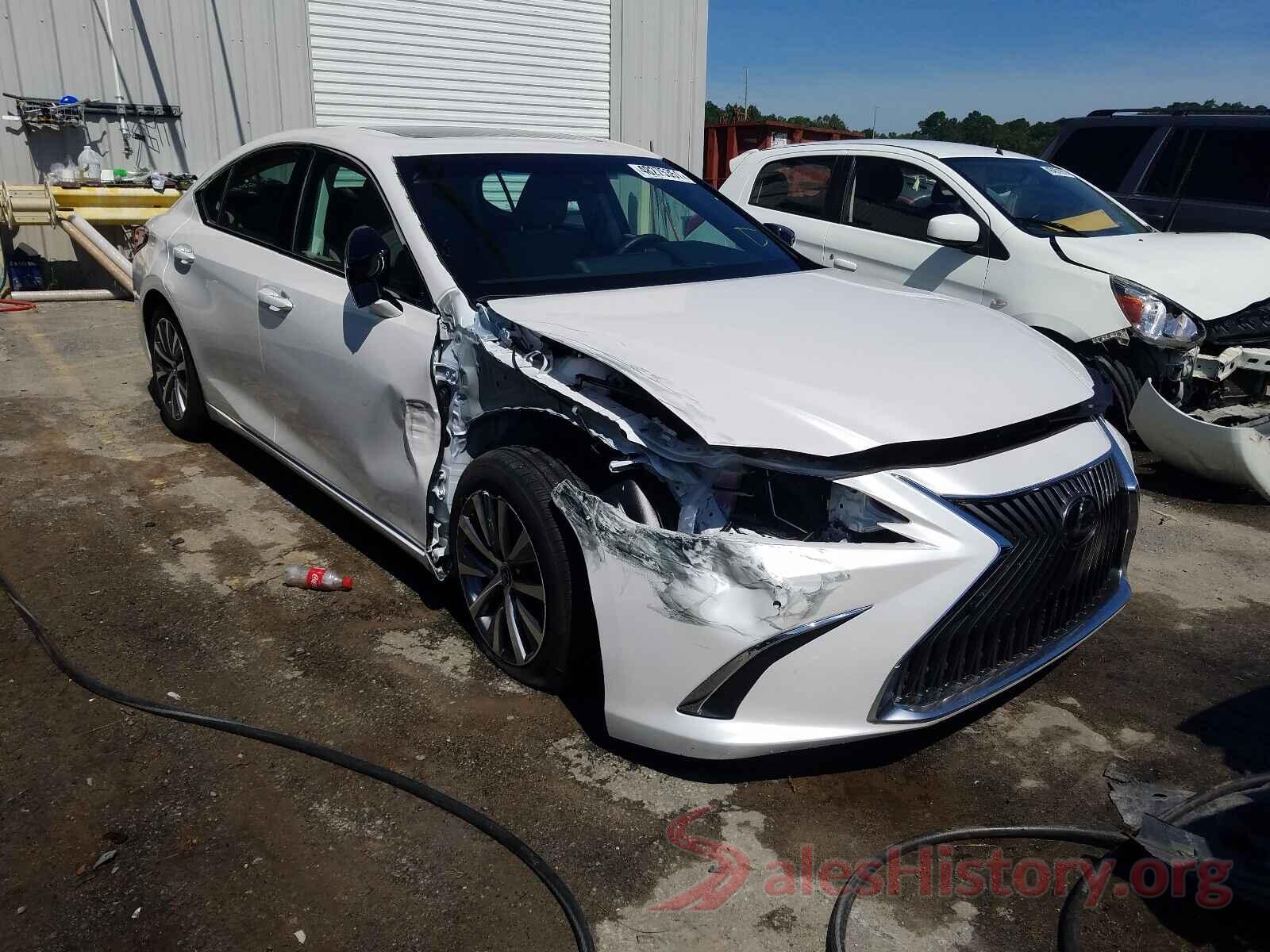 58ADZ1B17LU061561 2020 LEXUS ES350