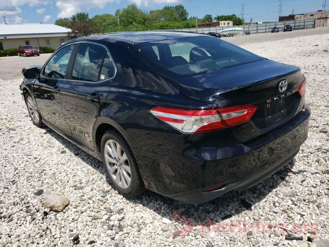 4T1B11HK2JU623241 2018 TOYOTA CAMRY