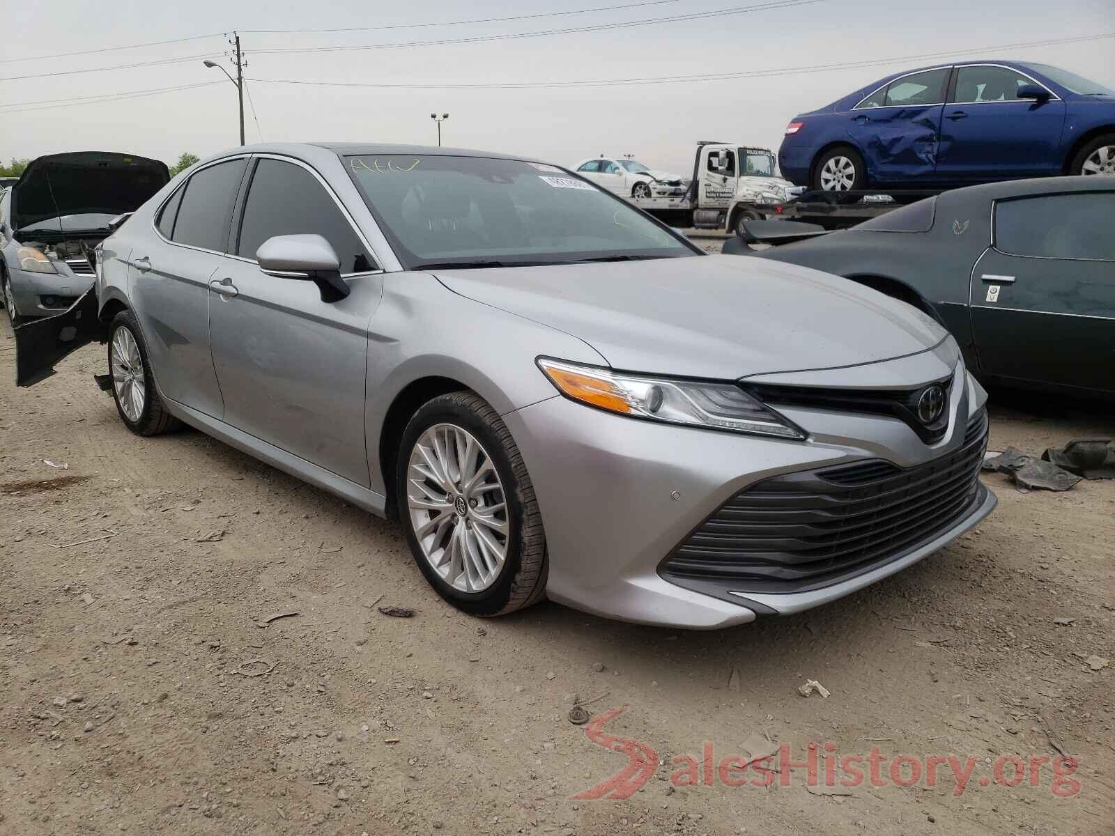 4T1B11HK8JU066433 2018 TOYOTA CAMRY